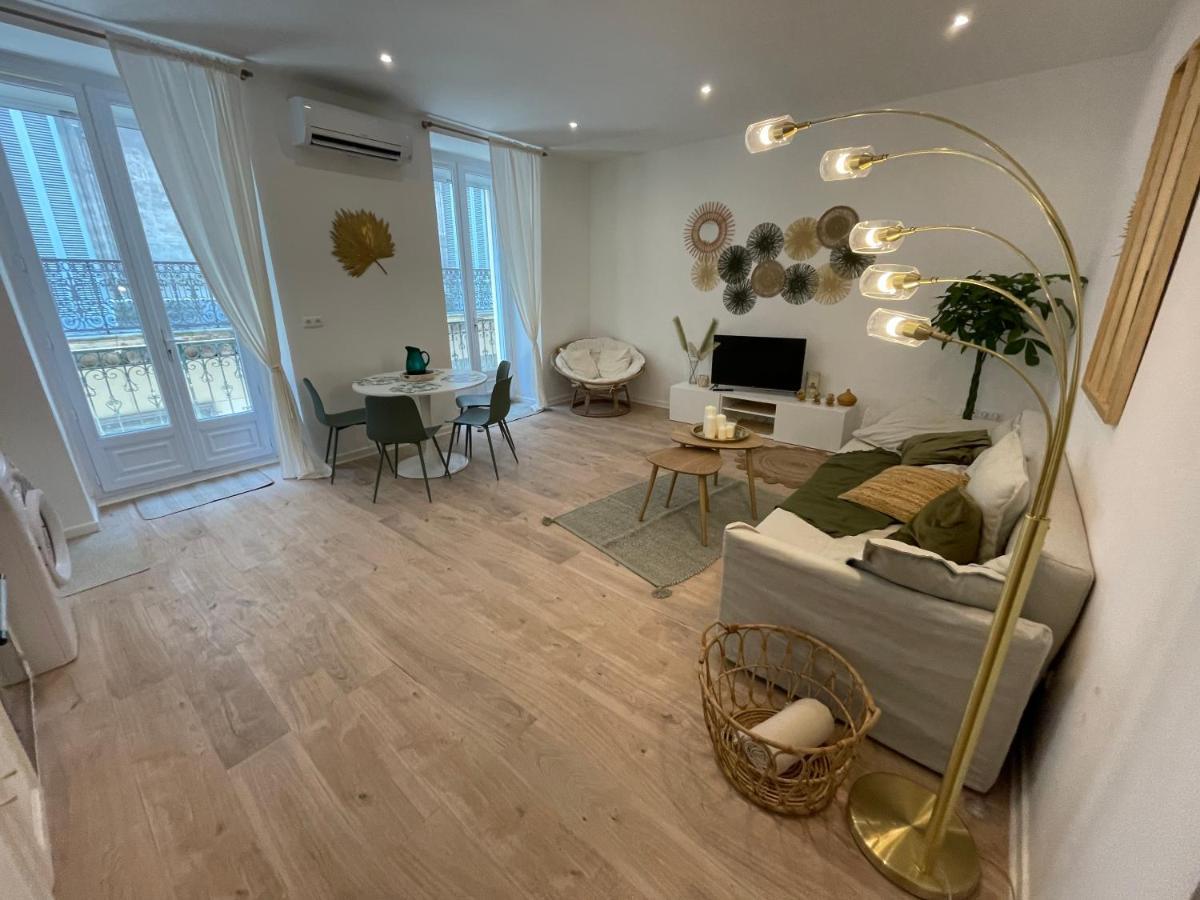Le Casimir - Superbe T3 En Plein Centre Ville Renove Avec Gout - Wifi Béziers Exterior foto